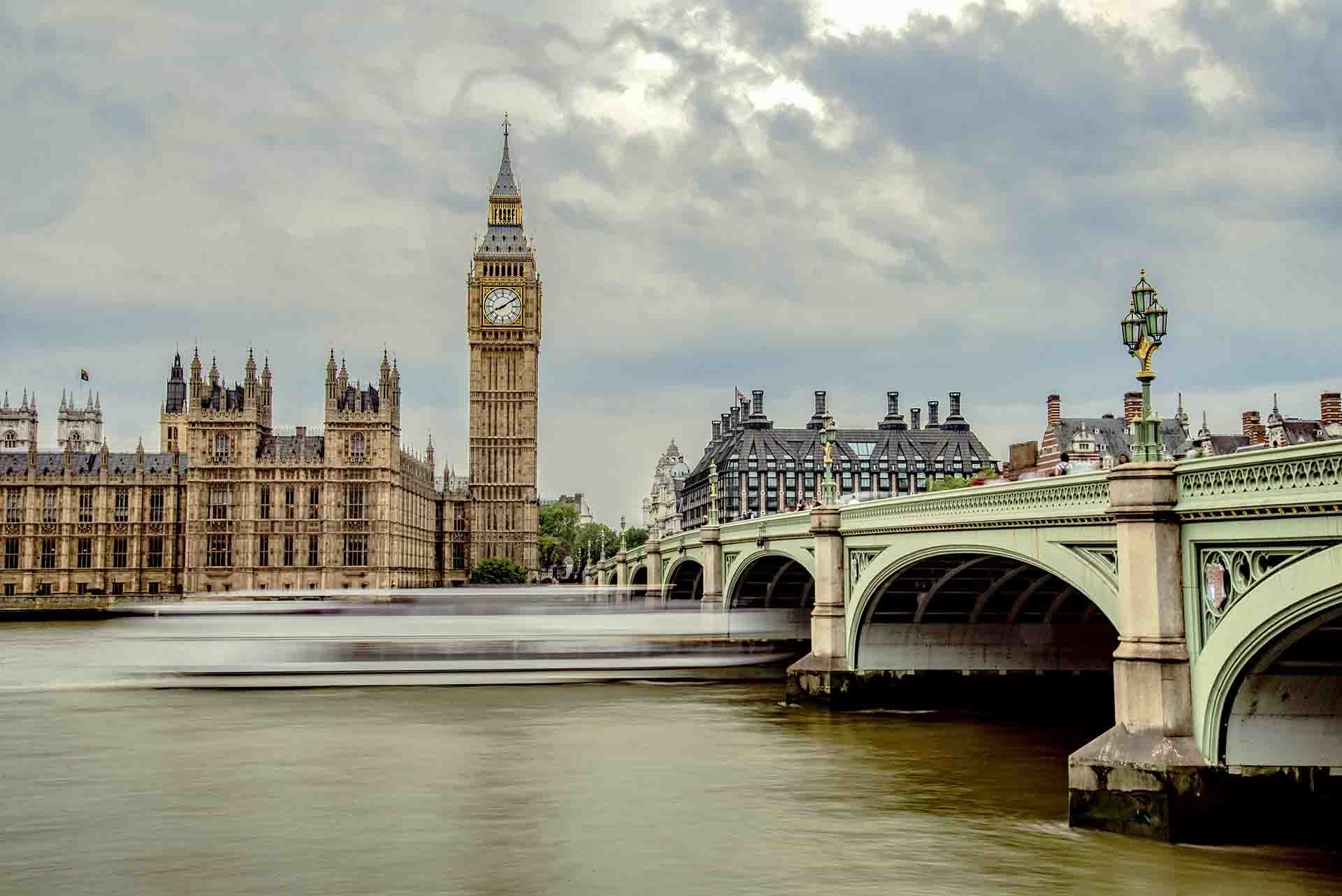 Westminster — Thames river